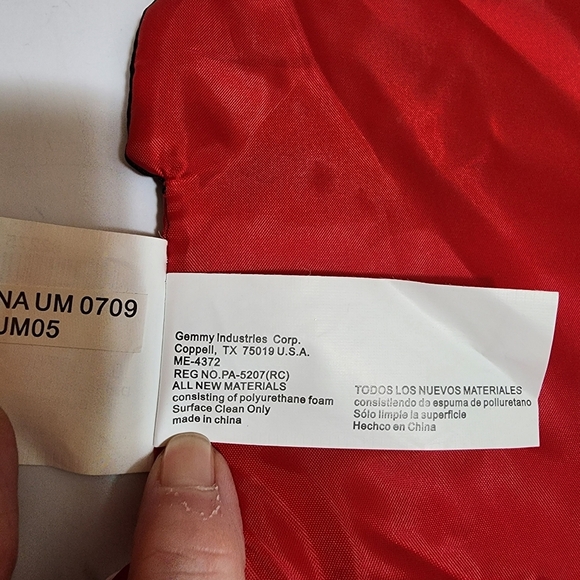 Santa Nylon Christmas Wall Decor 36x30" Gemmy Decoration - Picture 3 of 6